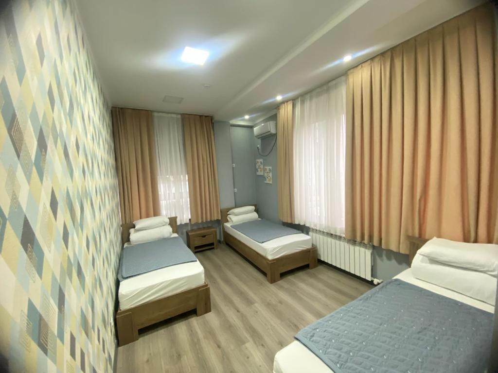 Inter Hotel Bishkek Exterior photo